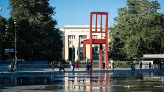 A view of the Place des Nations, which features fountains and the “Broken Chair” sculpture, outside the Palais des Nations, seat of the UN Office at Geneva (UNOG).