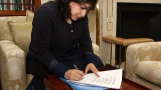 Baroness Warsi signs petition in support of the UN