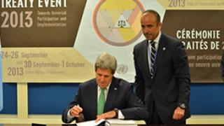 United States signs the Arms Trade Treaty